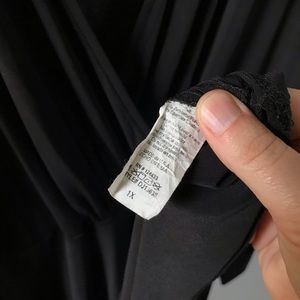 Forever 21 black poly maxi dress w sleeve cutouts